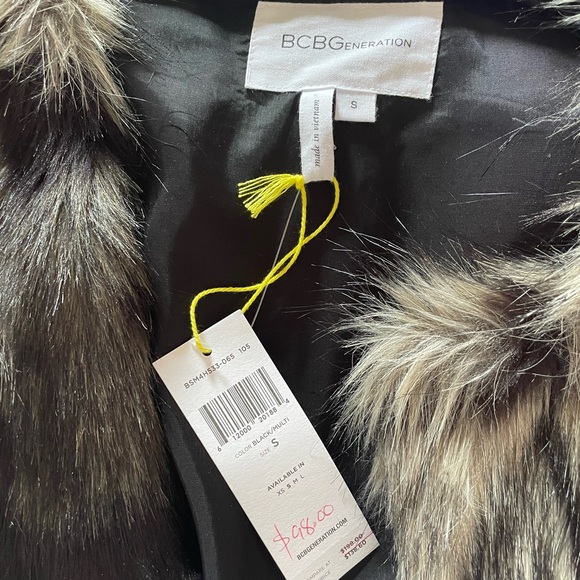 BCBGeneration Faux Fur Vest size S - new with tags! - Picture 2 of 3